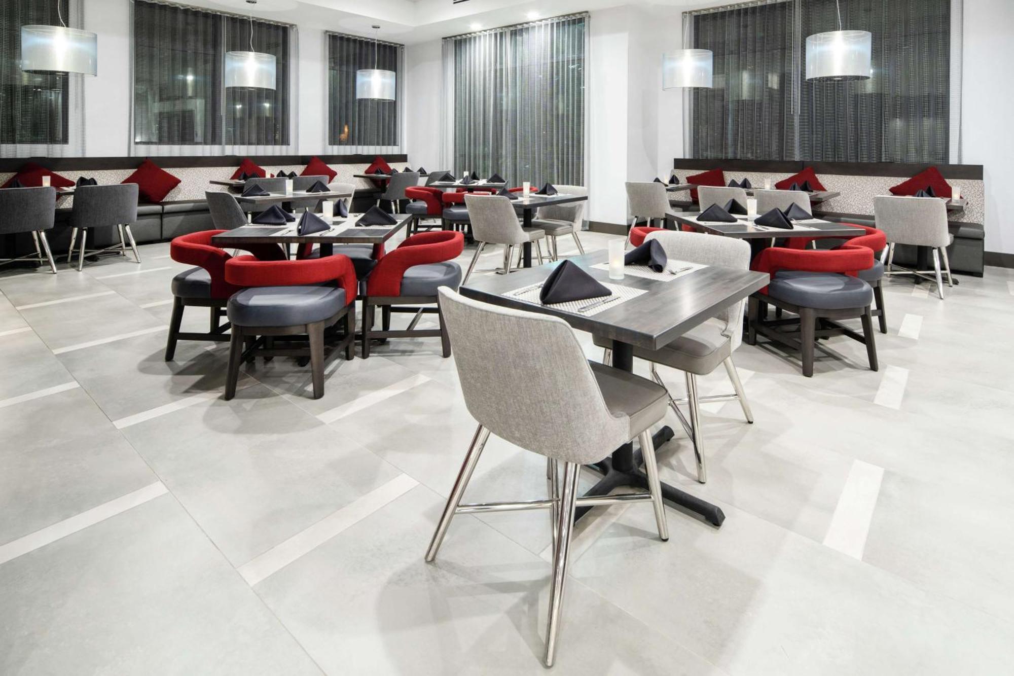 Hilton Garden Inn Irvine Spectrum Lake Forest Exterior foto